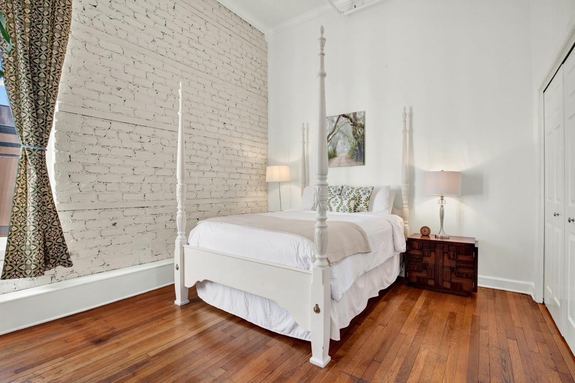 Apartamento Broughton Retreat Savannah Exterior foto